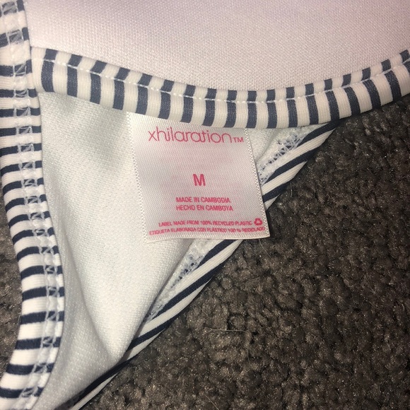 Swimsuit top - Picture 5 of 5